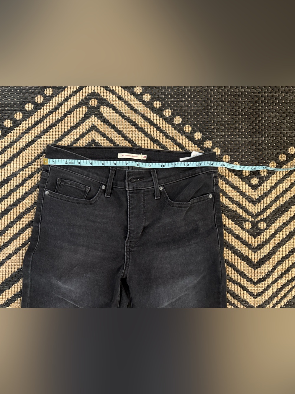 Levi's Women's Skinny Jeans in Washed Black - Picture 2 of 5